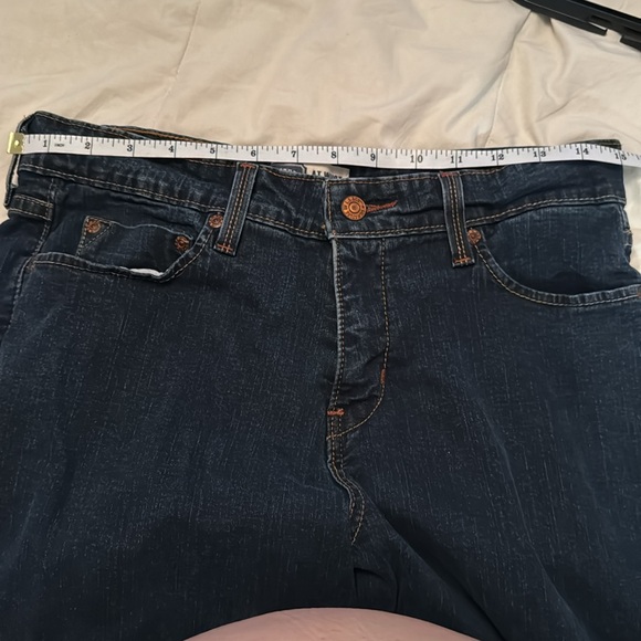 Levi’s Signature Misses Size 12 SHORT EUC - Picture 5 of 9